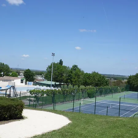 אתר קמפינג Margot Archiac